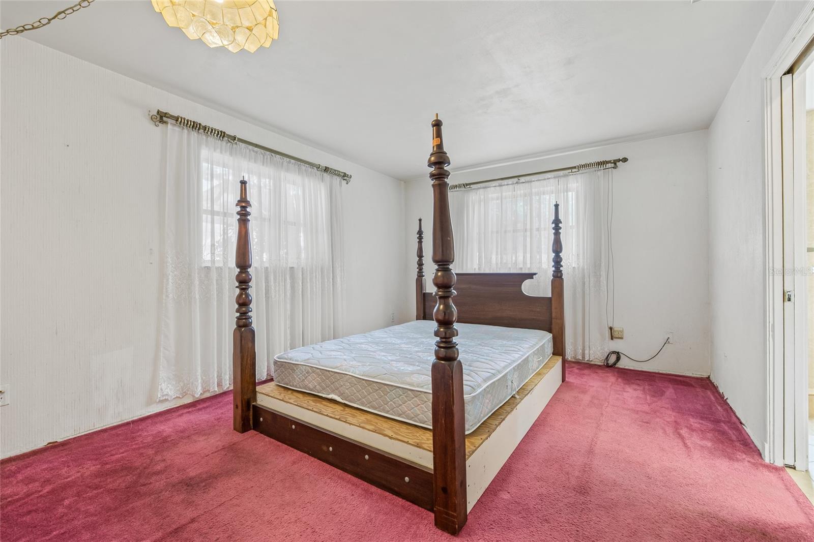 Image 20 of 39 For 2320 Harn Boulevard
