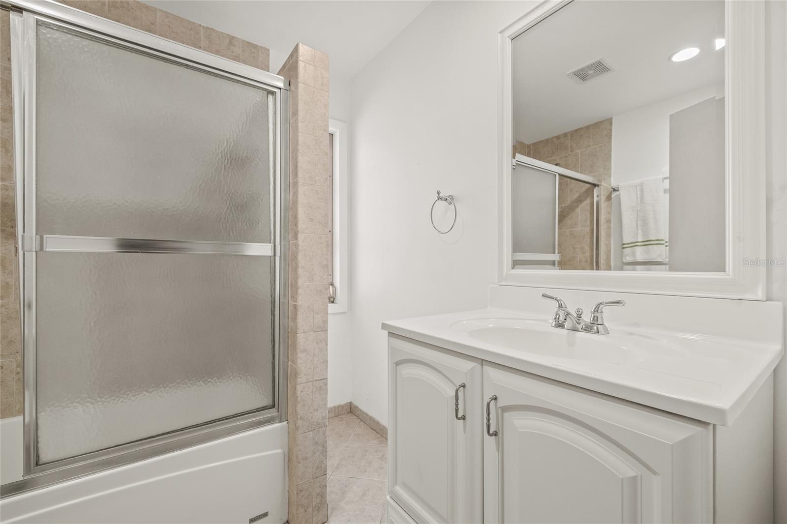 Image 31 of 39 For 2320 Harn Boulevard
