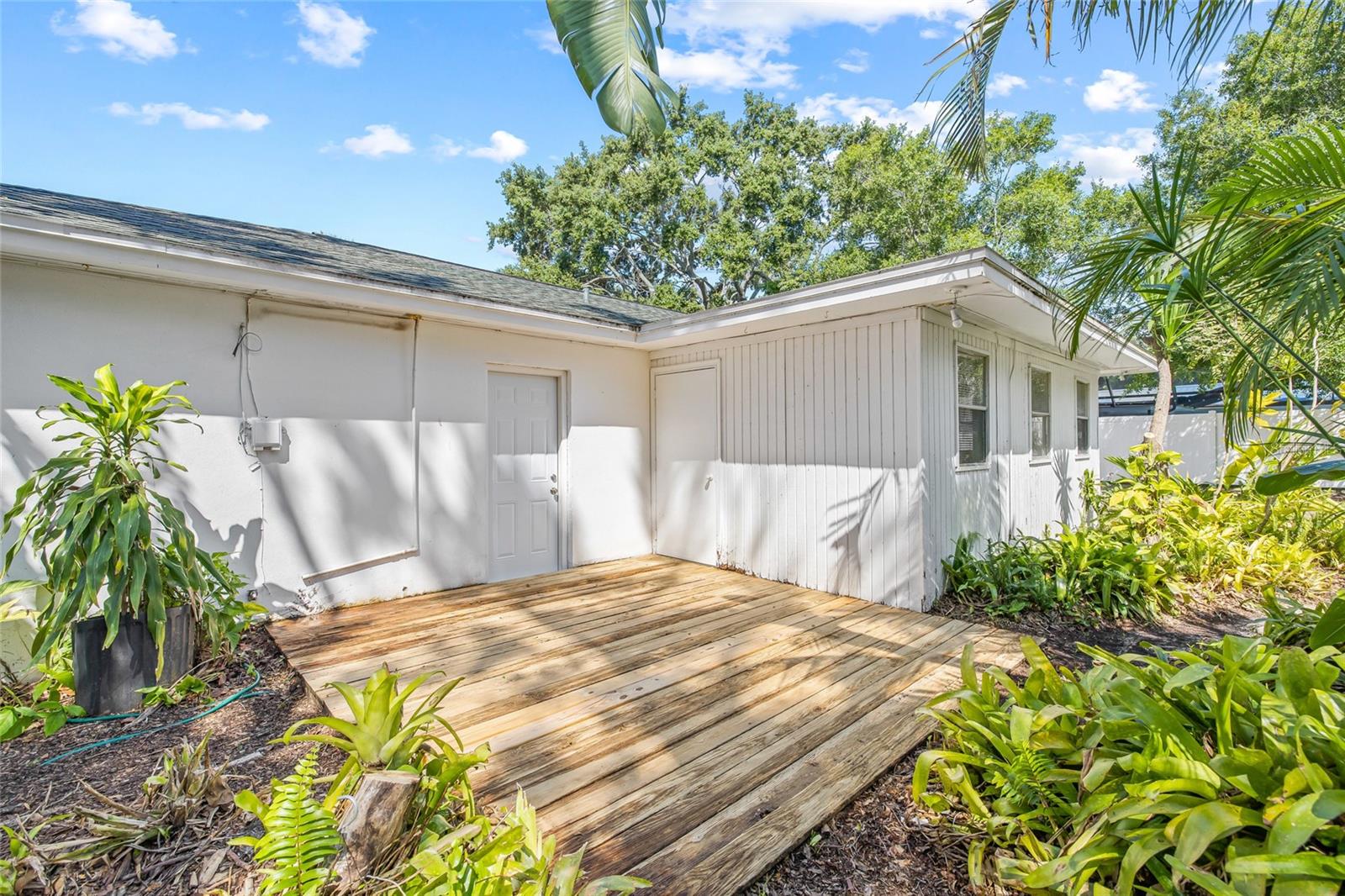 Image 32 of 39 For 2320 Harn Boulevard