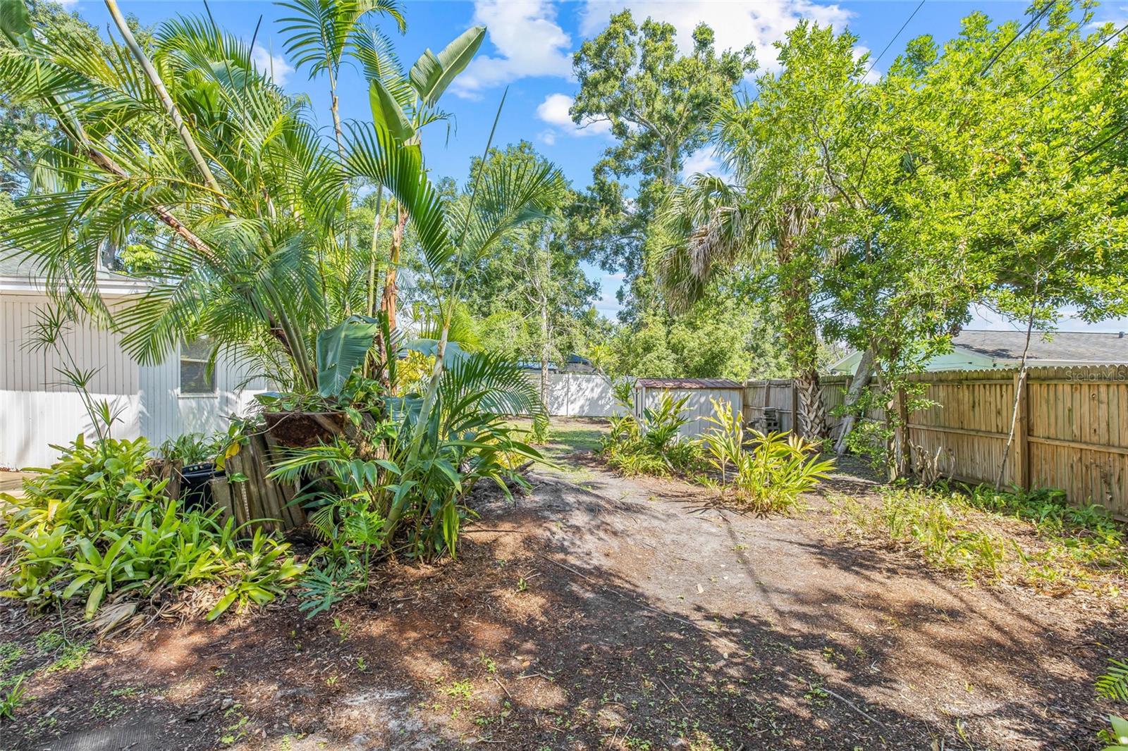 Image 34 of 39 For 2320 Harn Boulevard