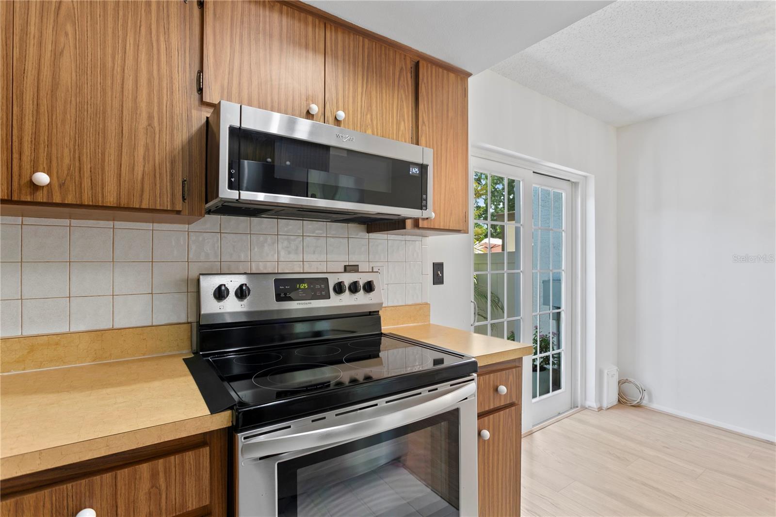 Image 14 of 37 For 441 75th Avenue N