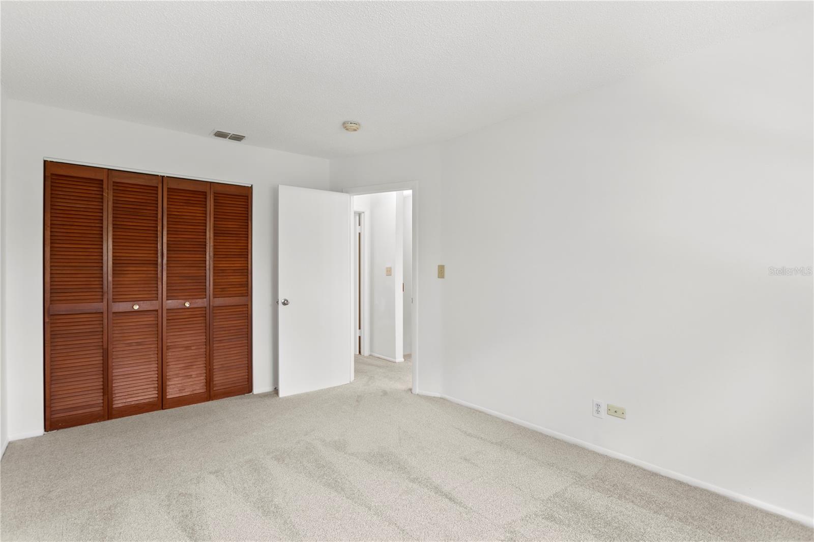 Image 21 of 37 For 441 75th Avenue N
