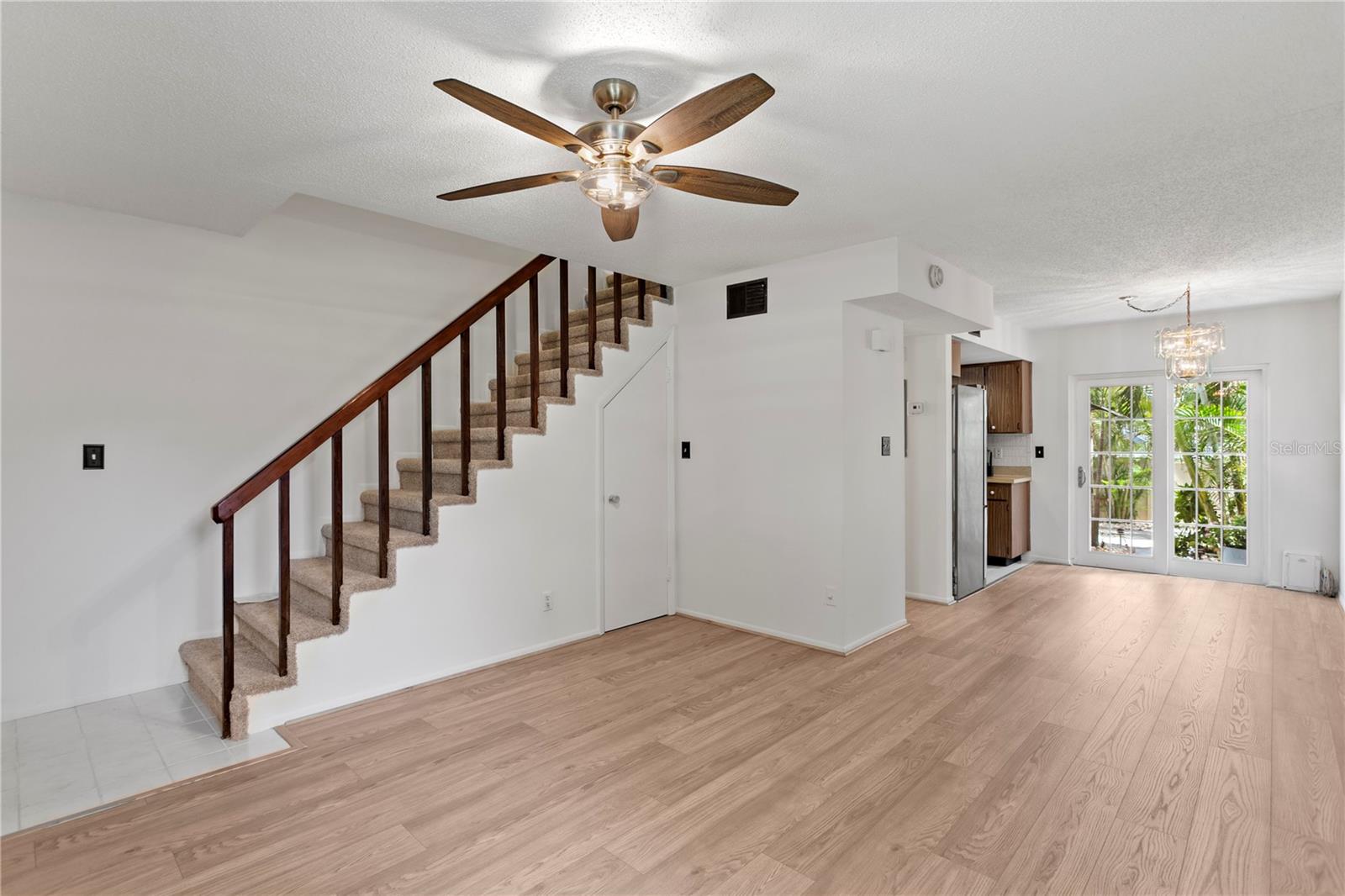 Image 5 of 37 For 441 75th Avenue N