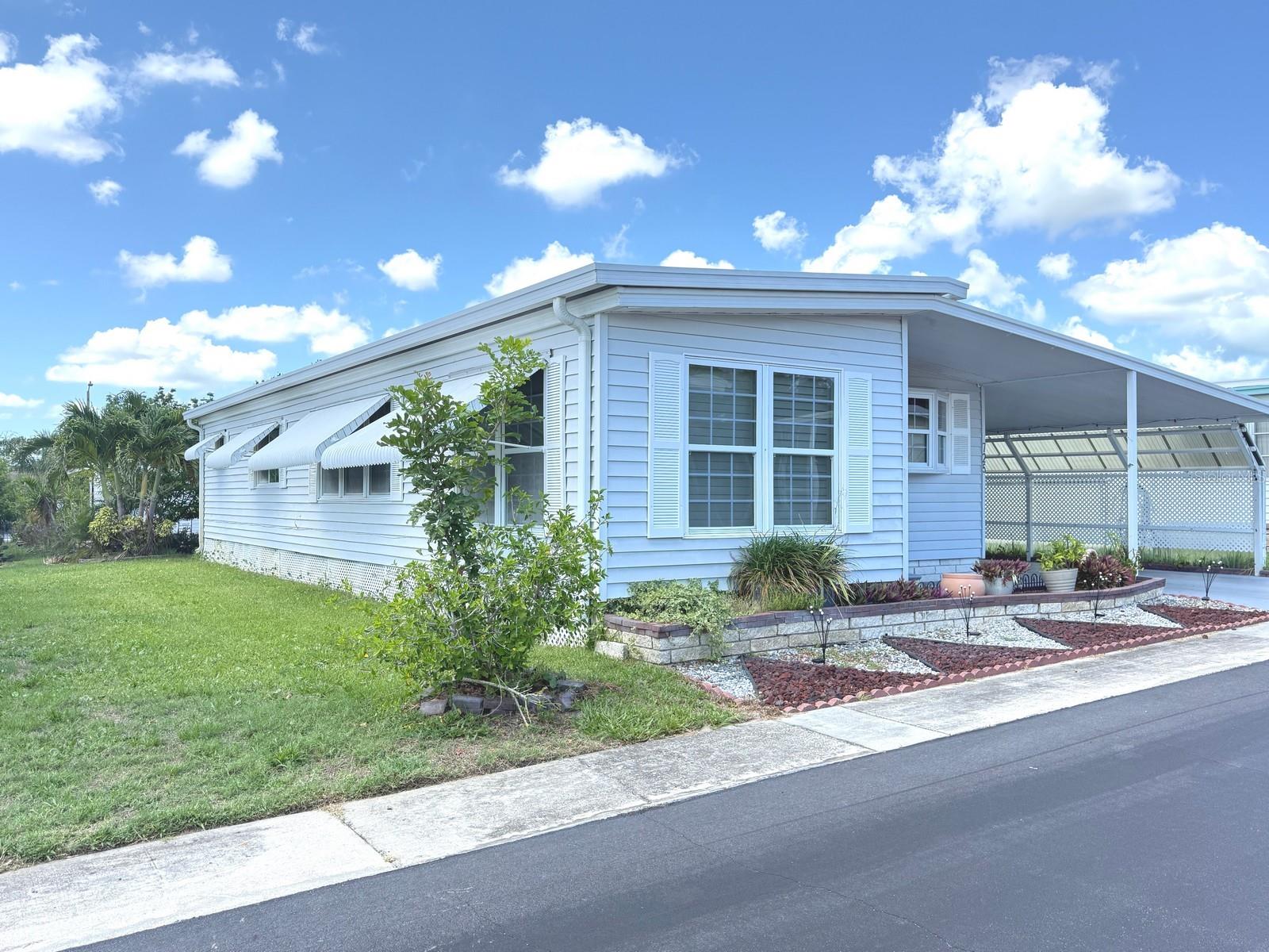 Image 2 of 80 For 725 Sugar Palm Street