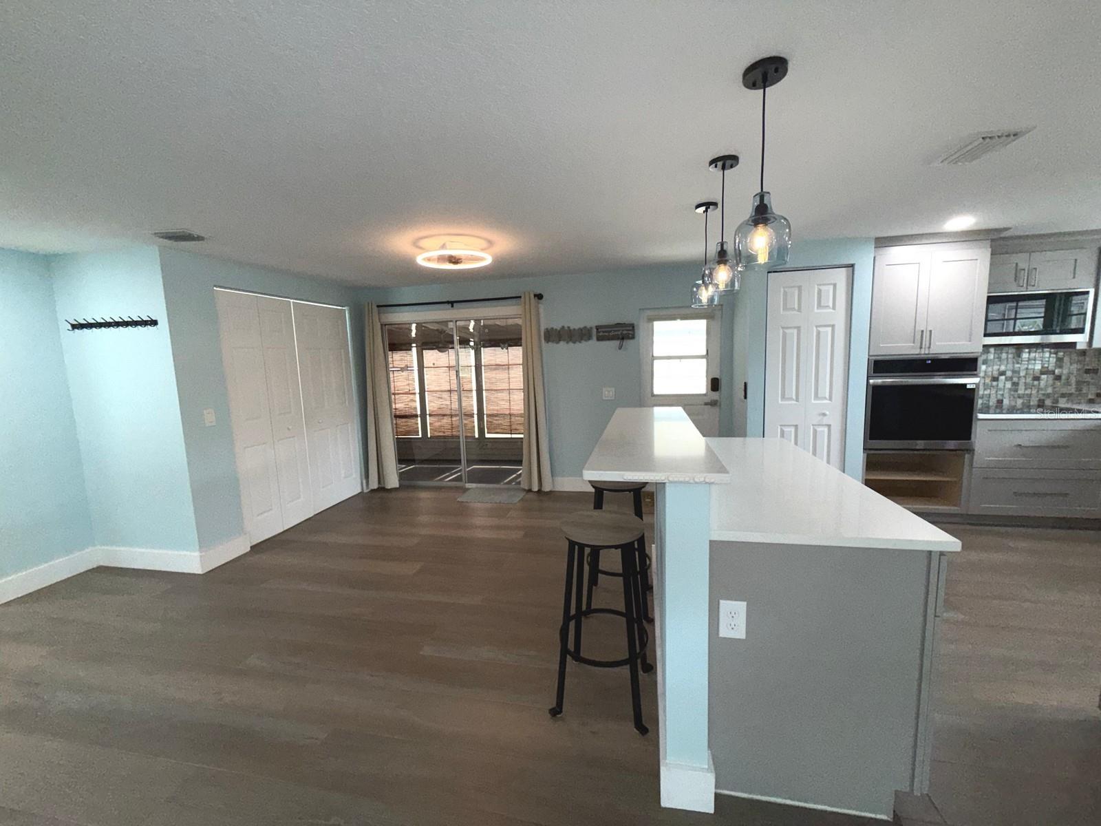 Image 33 of 80 For 725 Sugar Palm Street
