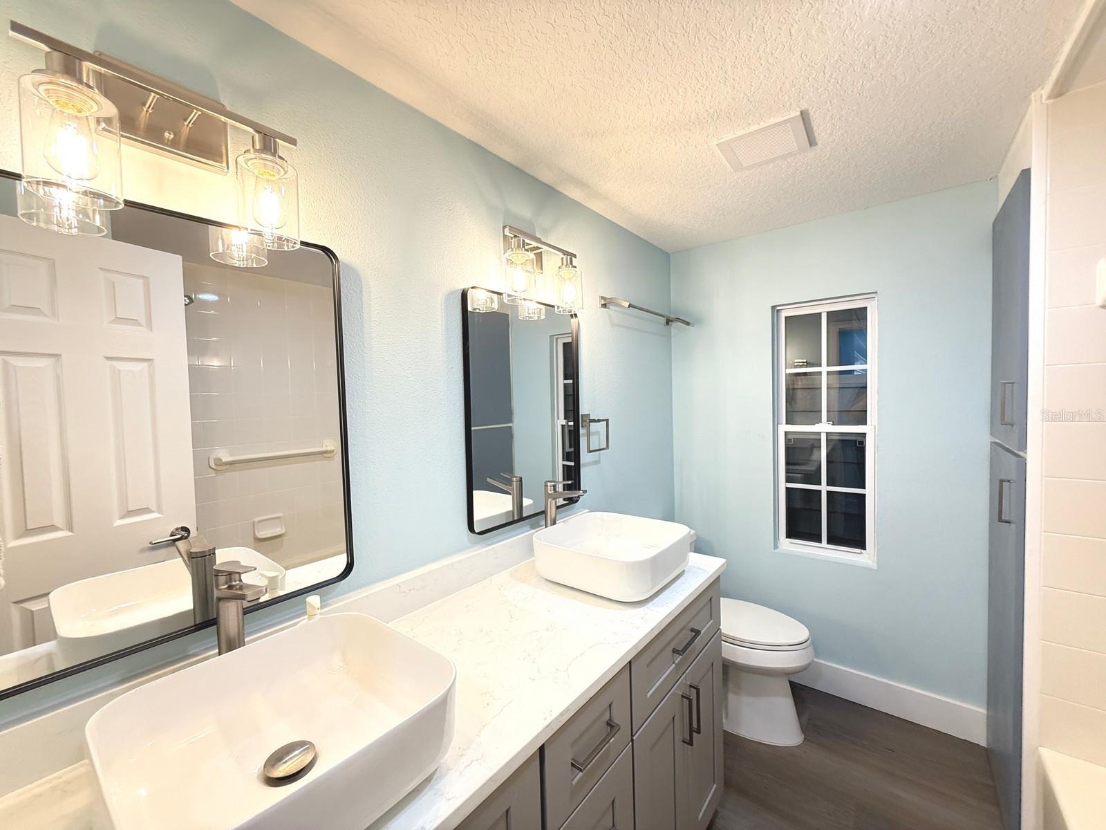 Image 63 of 80 For 725 Sugar Palm Street