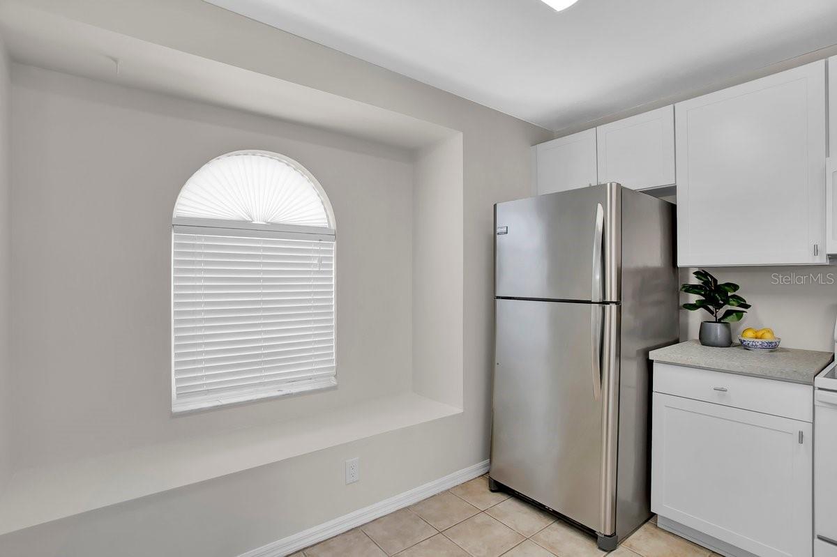 Listing photo id 10 for 1706 Erin Brooke Drive