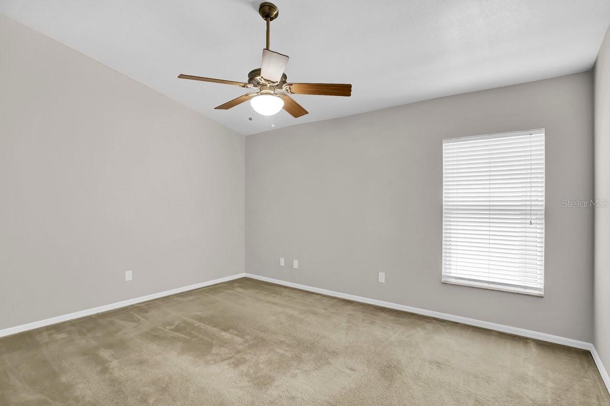 Listing photo id 11 for 1706 Erin Brooke Drive