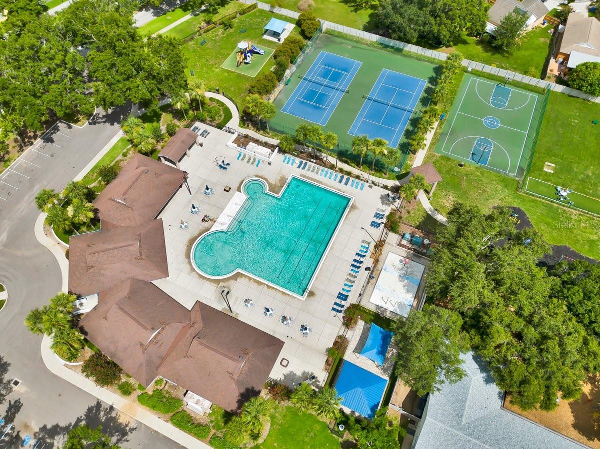 Listing photo id 31 for 1706 Erin Brooke Drive