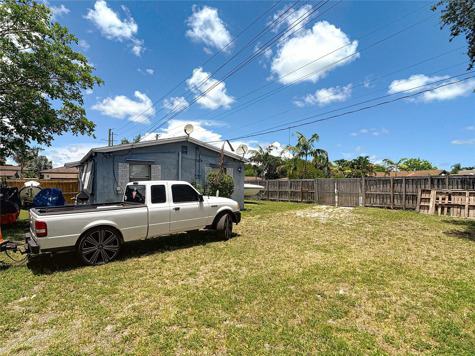 Image 18 of 37 For 4000 28th Street