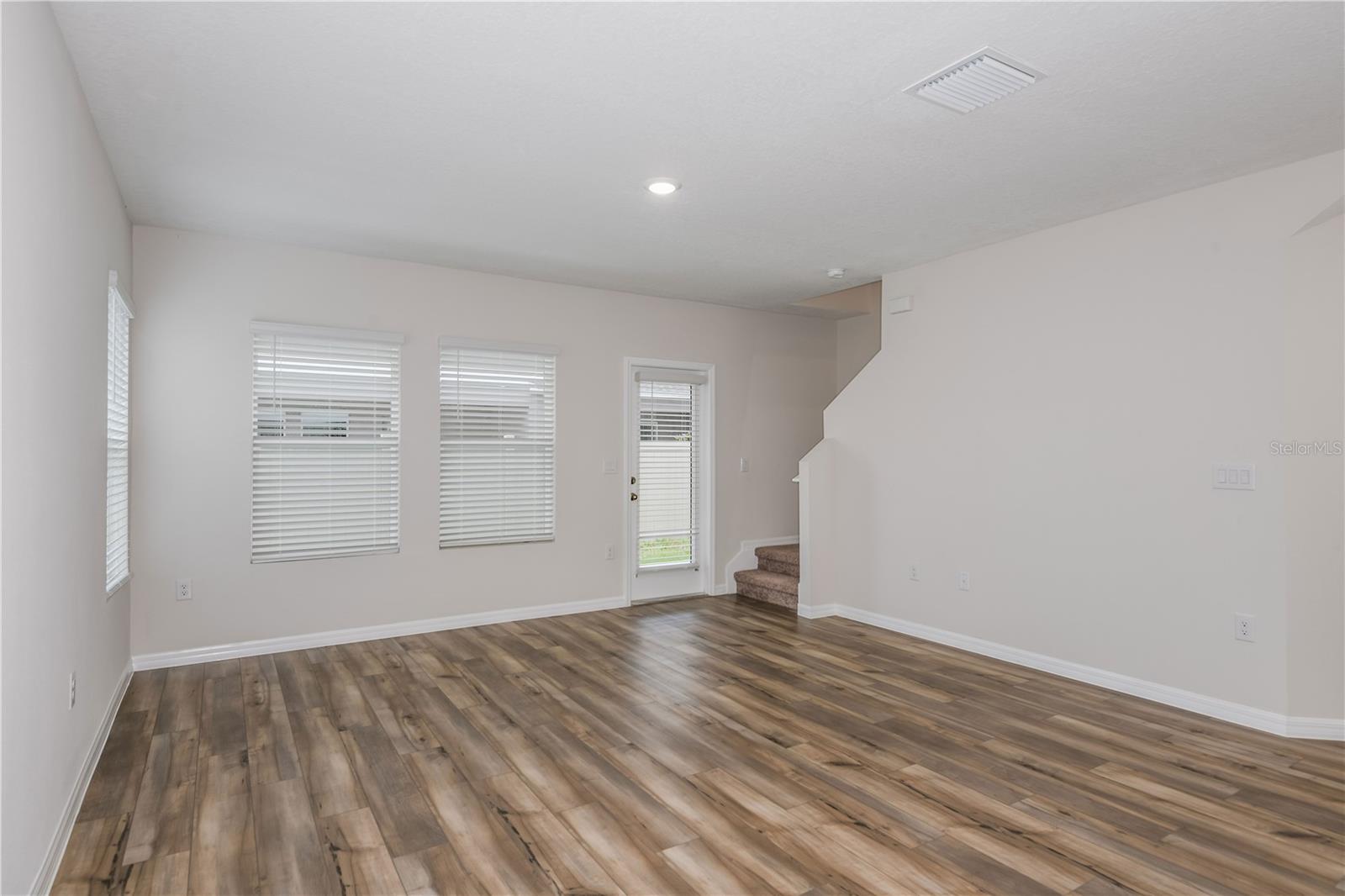 Image 8 of 19 For 3730 King Hill Drive