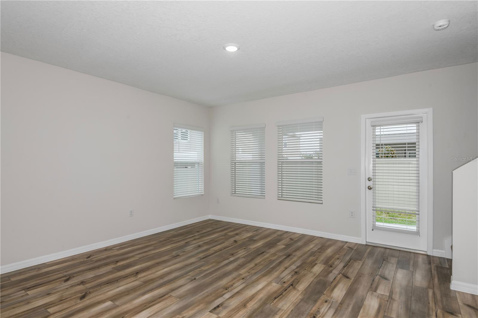 Image 9 of 19 For 3730 King Hill Drive