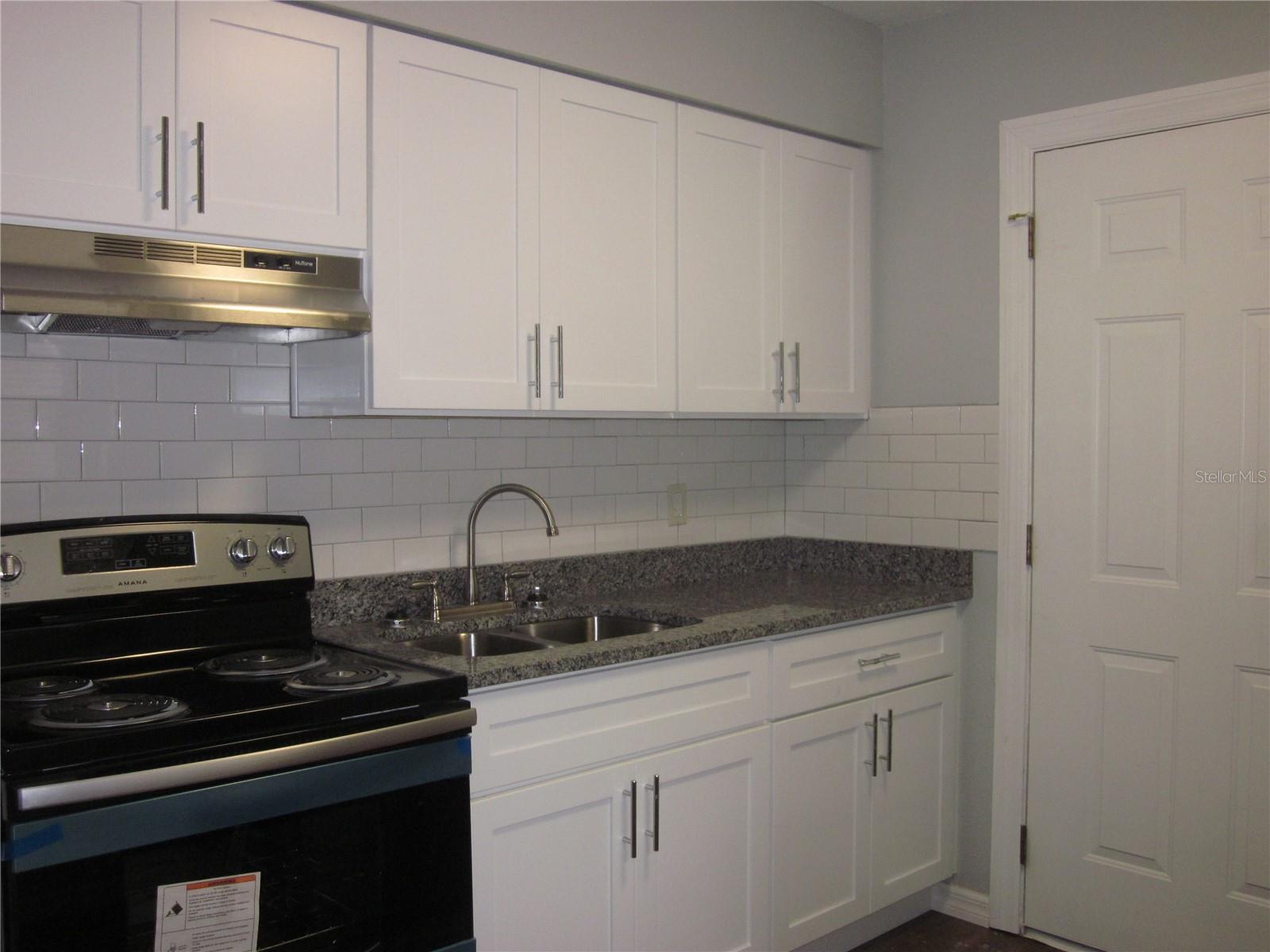 Image 2 of 8 For 1704 Kirby Street A