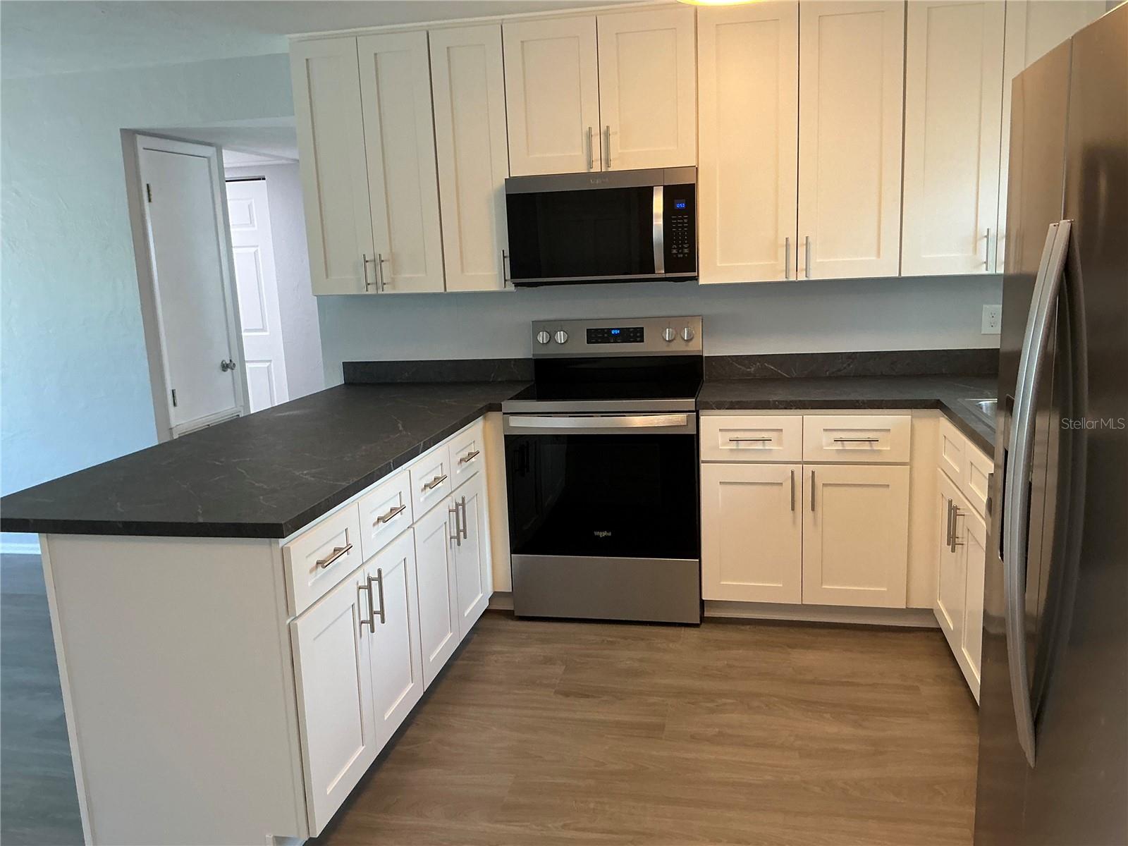 Image 3 of 26 For 10888 Temple Avenue
