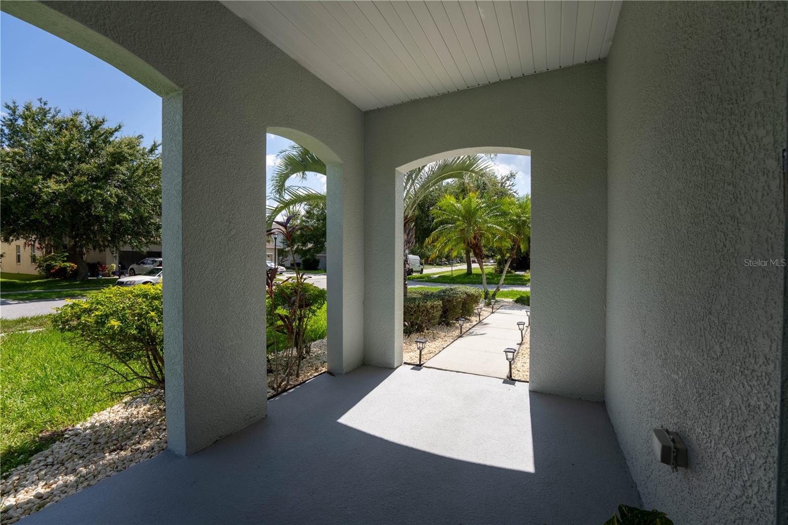 Image 3 of 47 For 9110 Lantern Oak Way