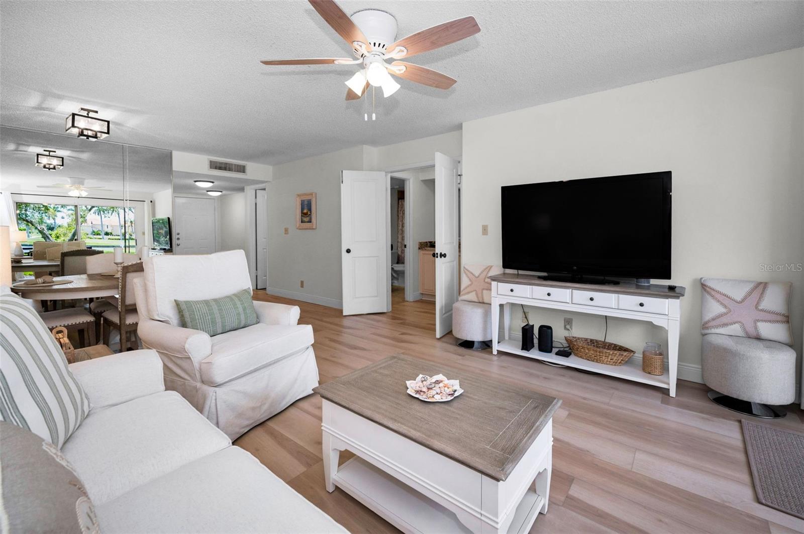 Image 11 of 44 For 6080 Bahia Del Mar Circle 109