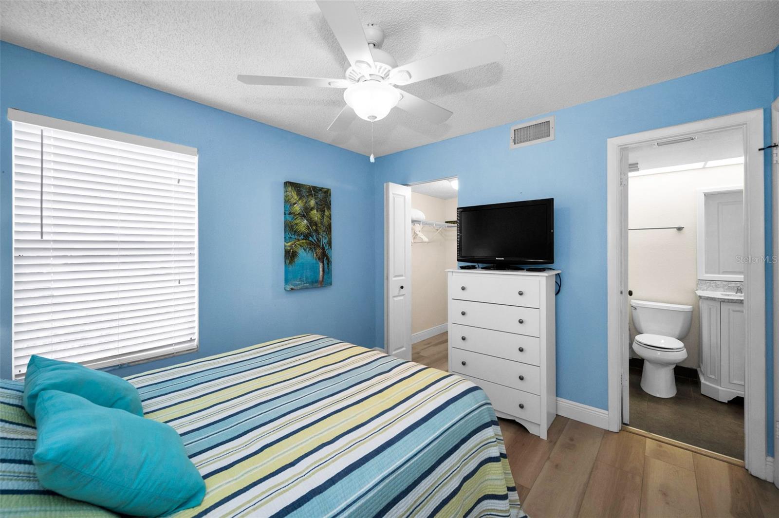 Image 24 of 44 For 6080 Bahia Del Mar Circle 109