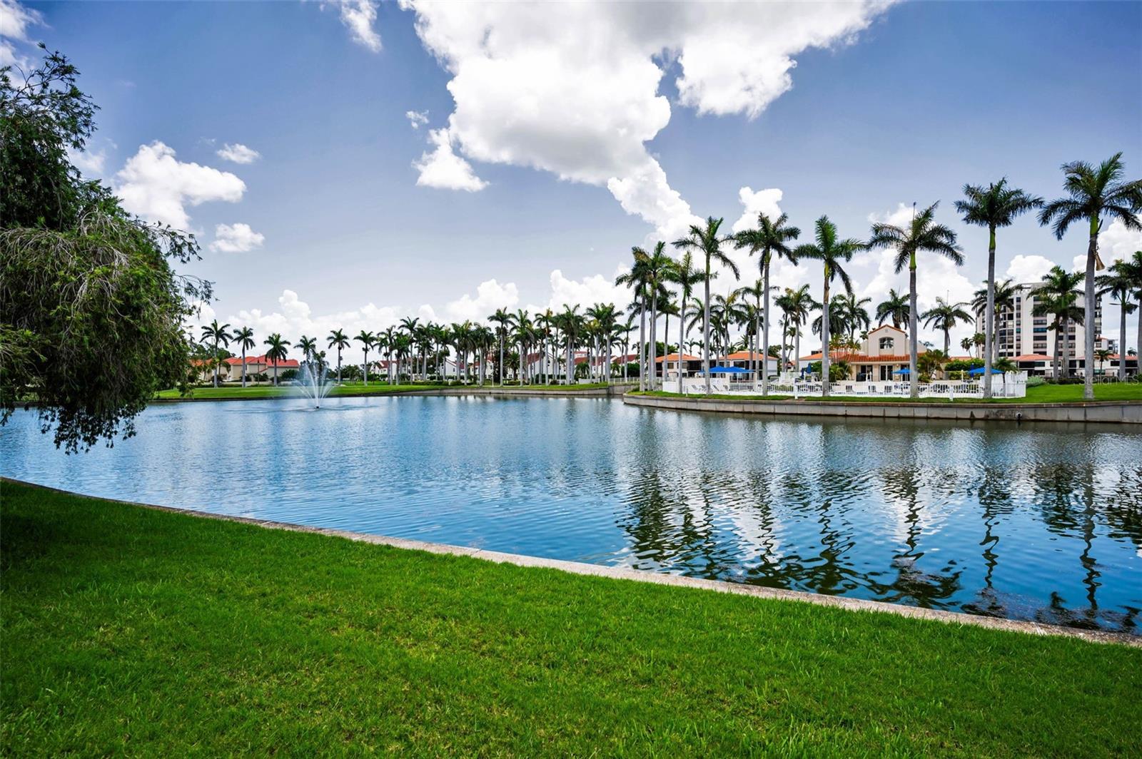 Image 31 of 44 For 6080 Bahia Del Mar Circle 109