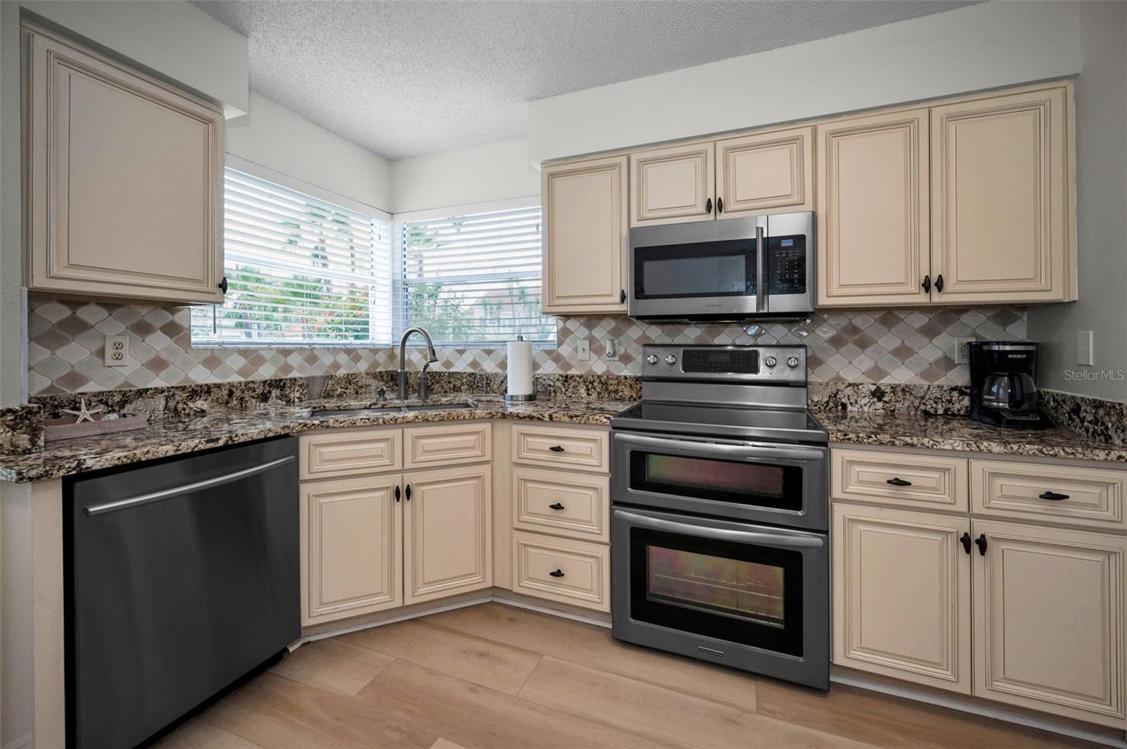 Image 4 of 44 For 6080 Bahia Del Mar Circle 109