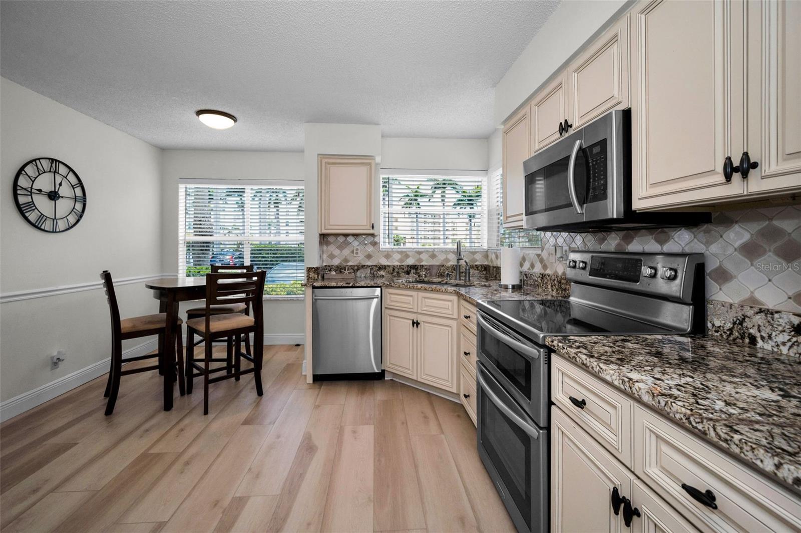 Image 6 of 44 For 6080 Bahia Del Mar Circle 109