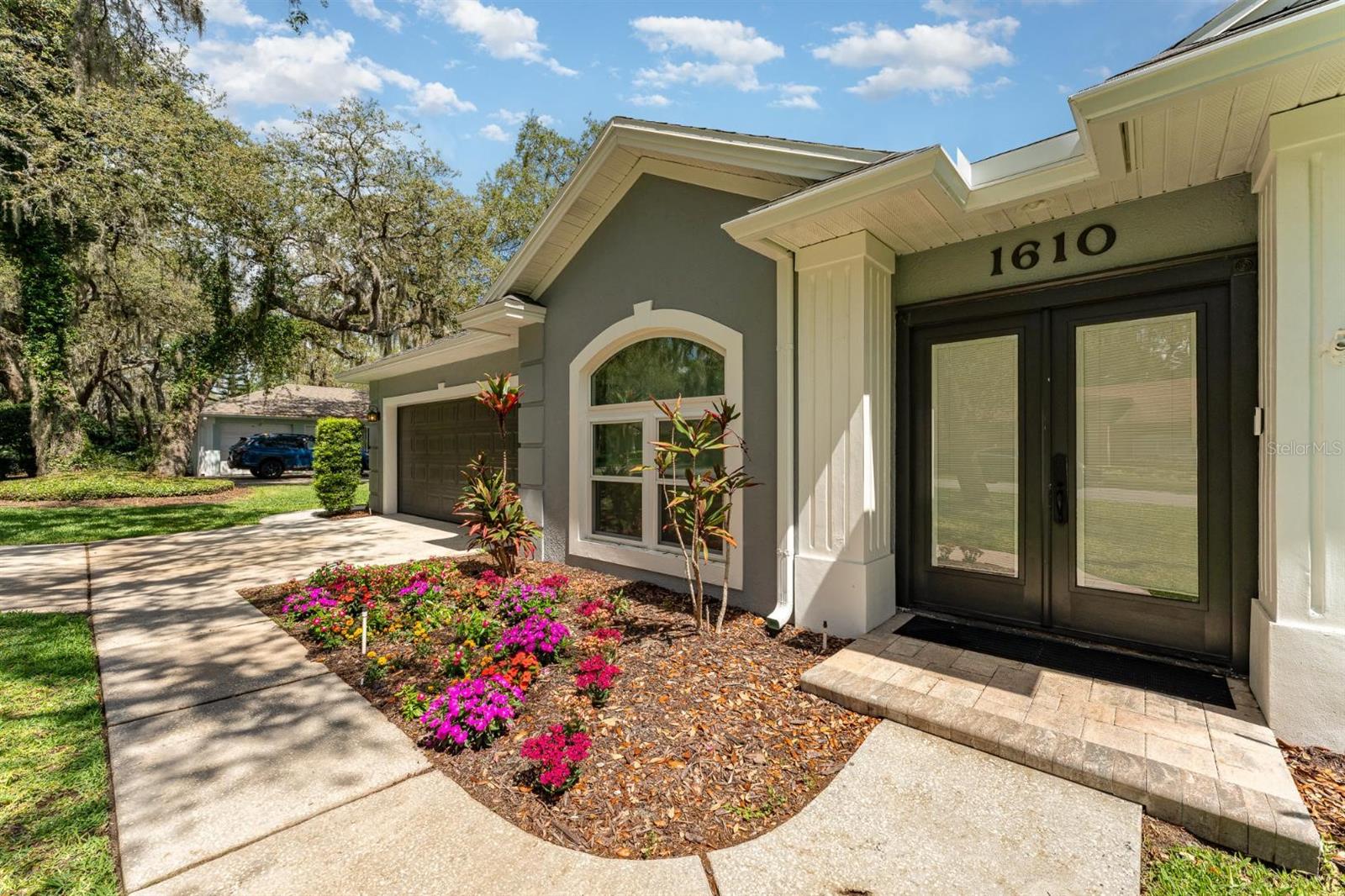 Image 4 of 30 For 1610 Sherwood Lakes Boulevard