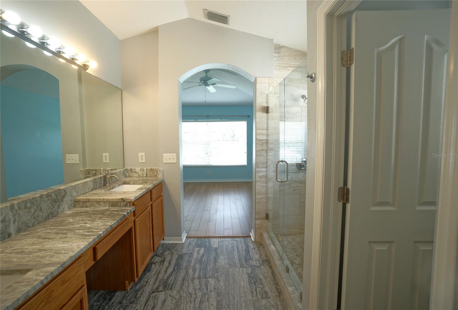 Image 12 of 20 For 10503 Barnstable Court