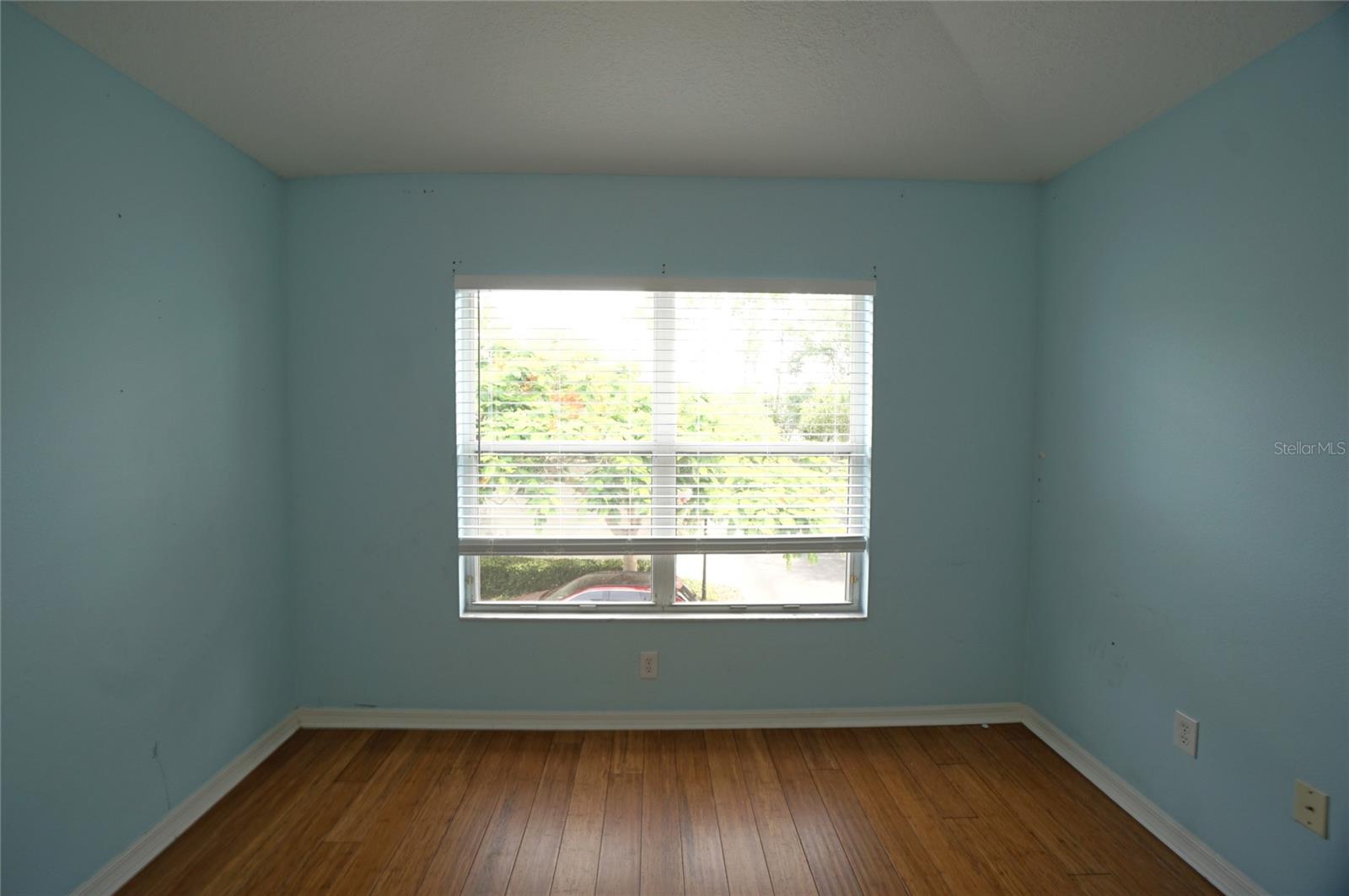 Image 17 of 20 For 10503 Barnstable Court