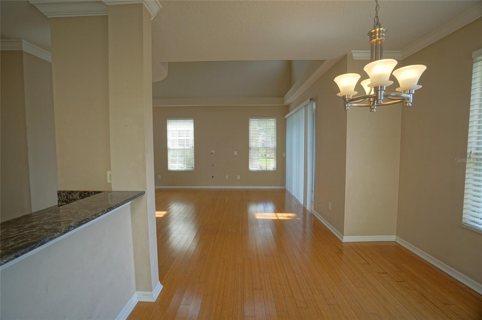 Image 4 of 20 For 10503 Barnstable Court