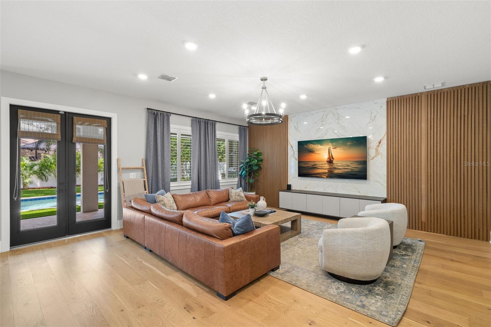Image 13 of 60 For 4114 Neptune Street