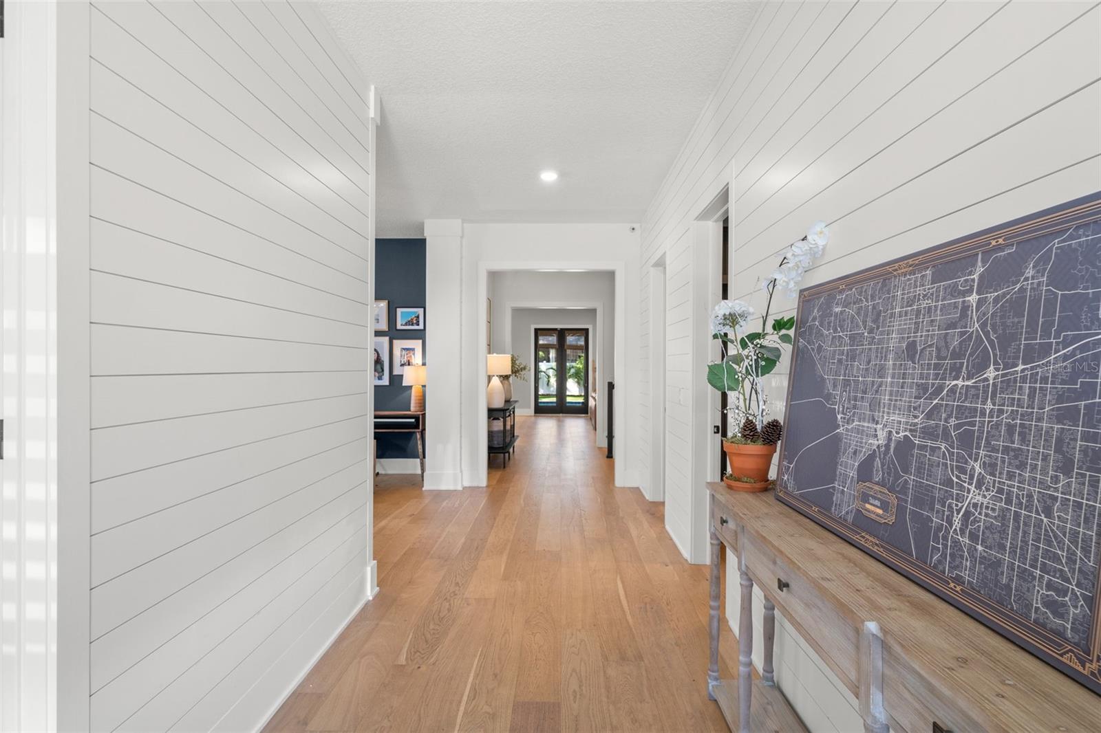 Image 4 of 60 For 4114 Neptune Street