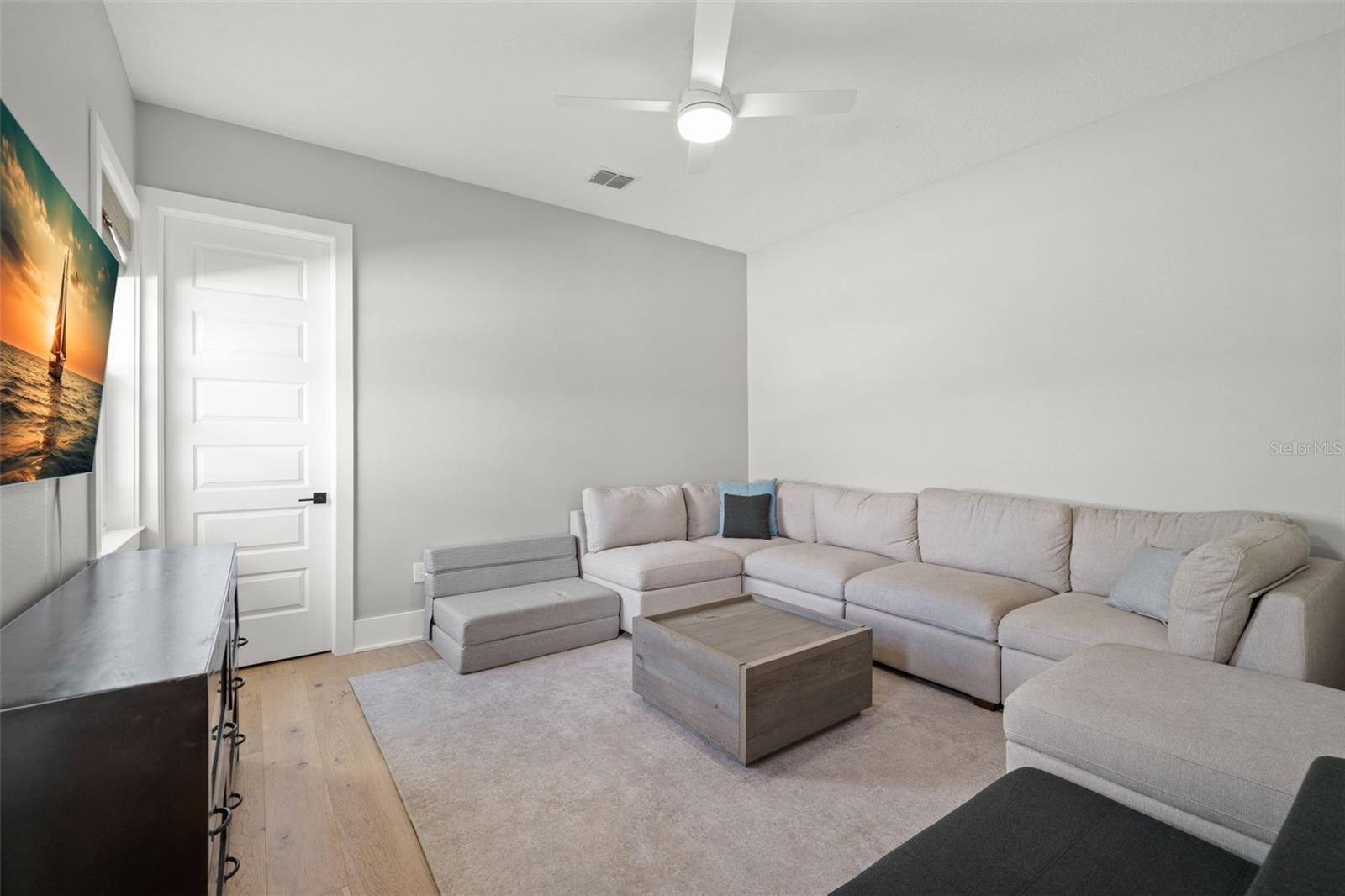 Image 42 of 60 For 4114 Neptune Street