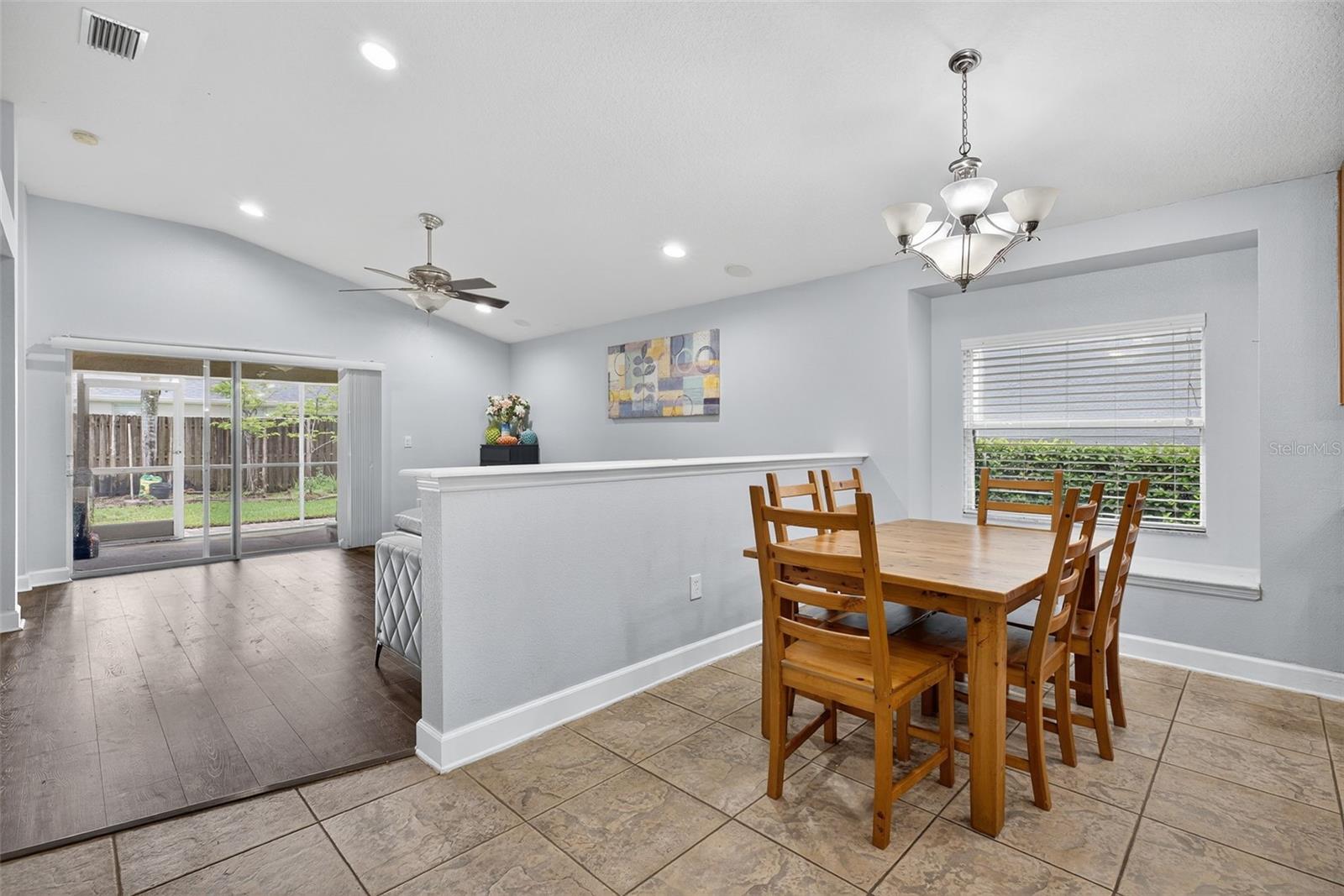 Image 12 of 46 For 3718 Beneraid Street