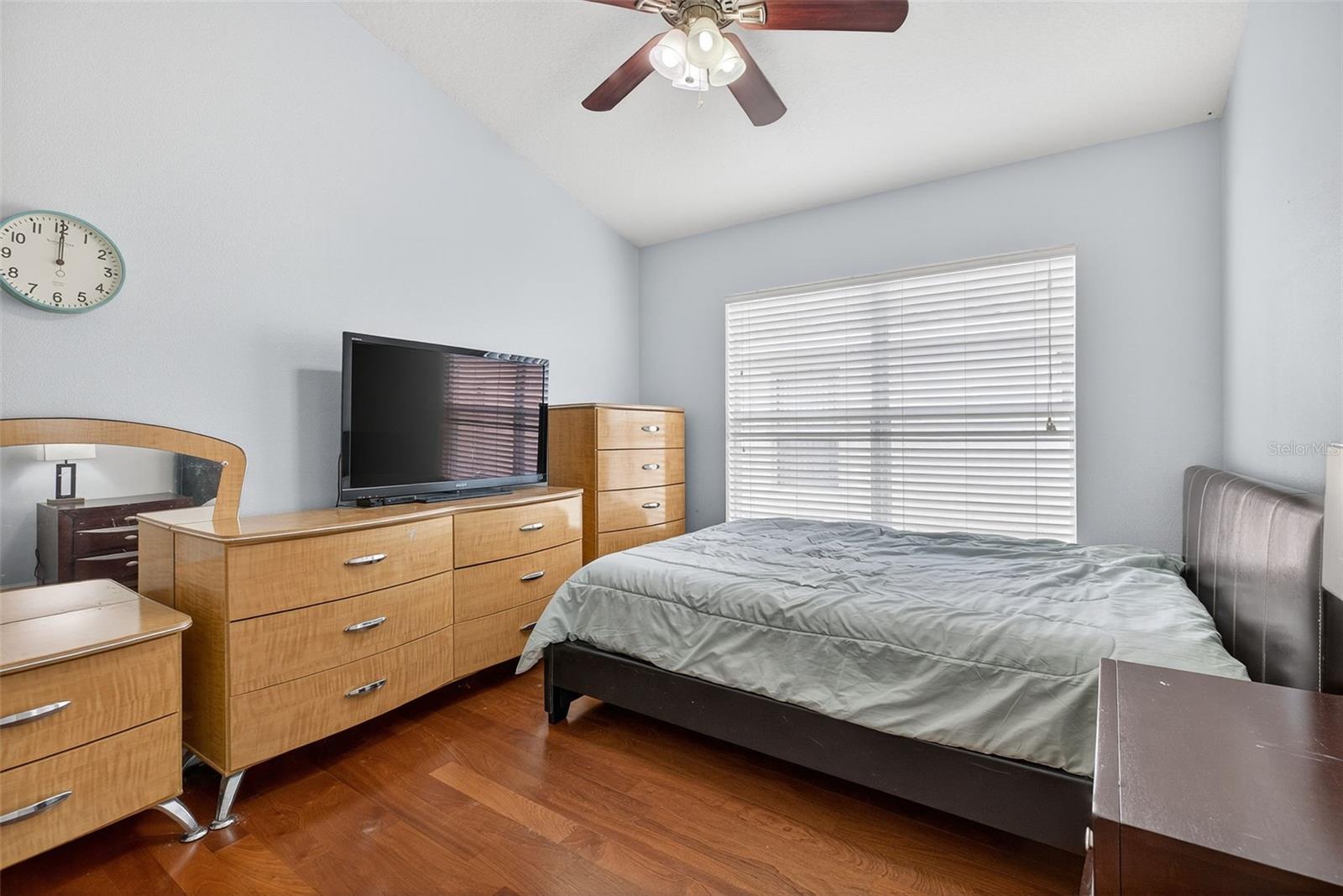 Image 31 of 46 For 3718 Beneraid Street