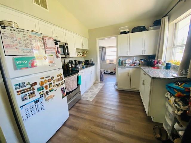 Image 8 of 24 For 4508 16th Avenue S