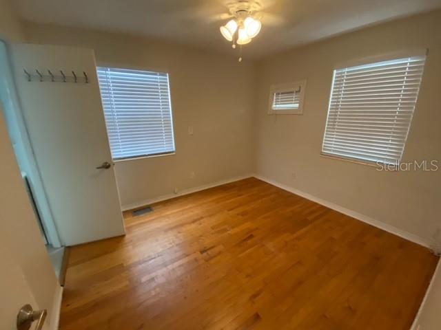 Image 17 of 21 For 6211 5th Avenue S