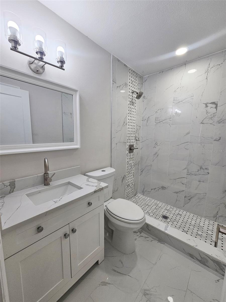 Image 16 of 25 For 8017 Tudor Place