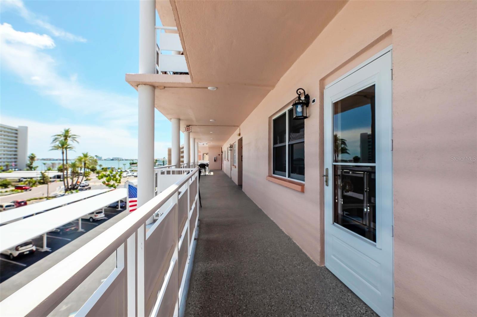 Image 27 of 40 For 6025 Shore Boulevard S 408