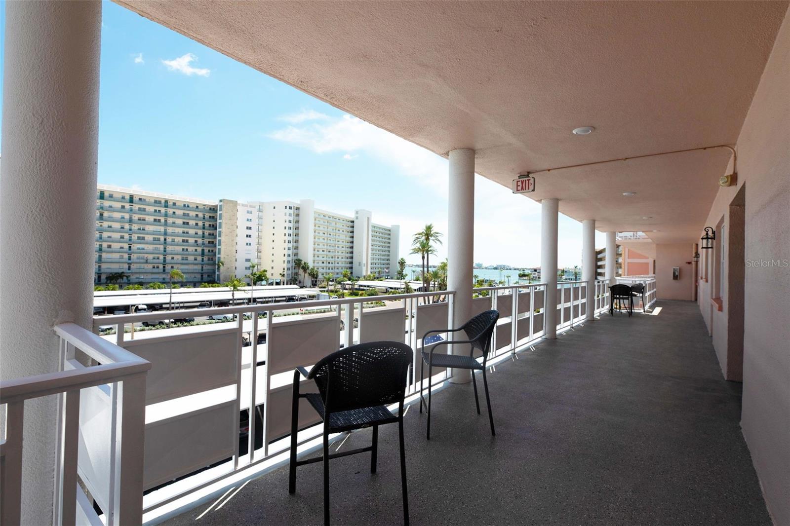 Image 28 of 40 For 6025 Shore Boulevard S 408
