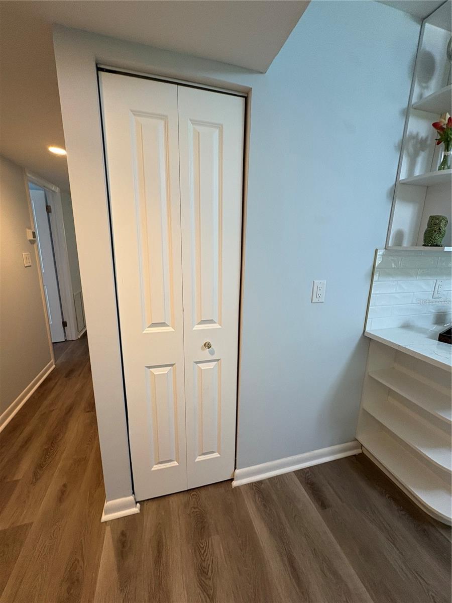 Image 10 of 51 For 2510 Lake Ellen Drive