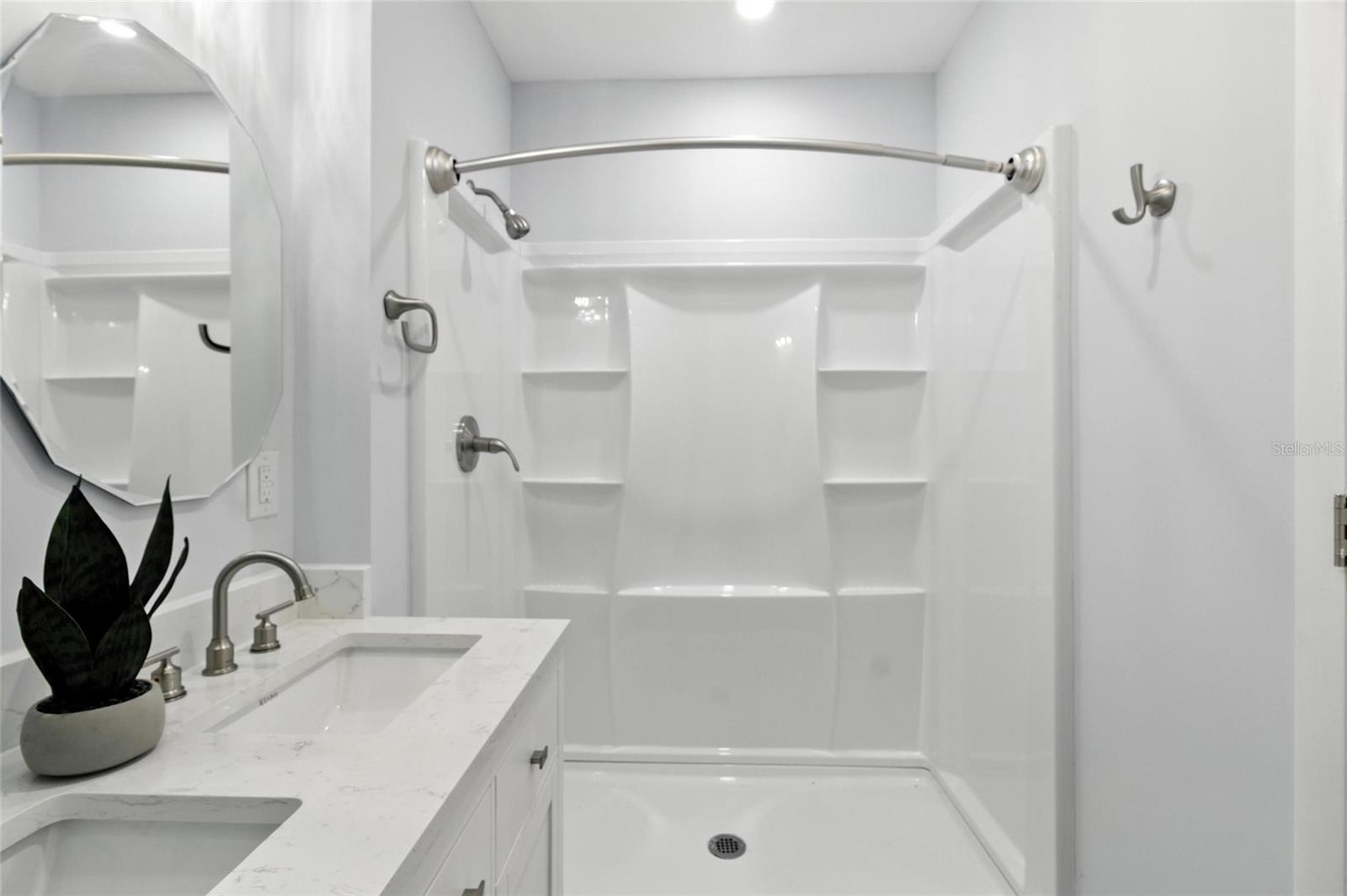 Image 34 of 51 For 2510 Lake Ellen Drive