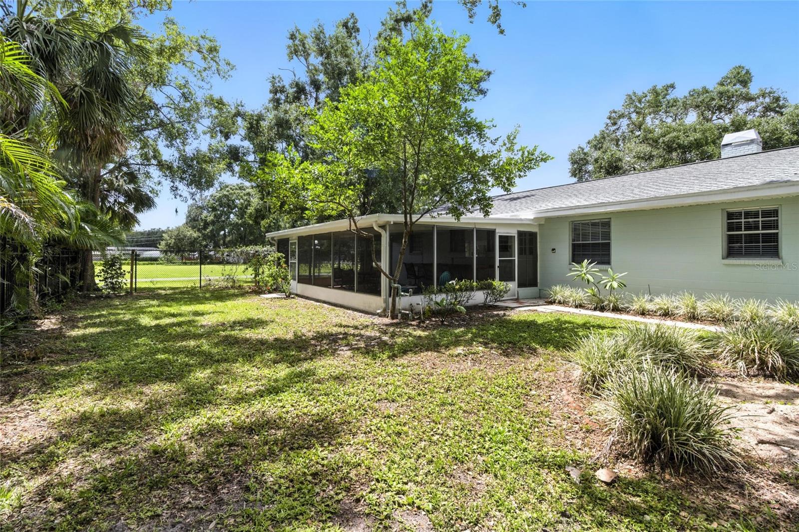 Image 40 of 51 For 2510 Lake Ellen Drive