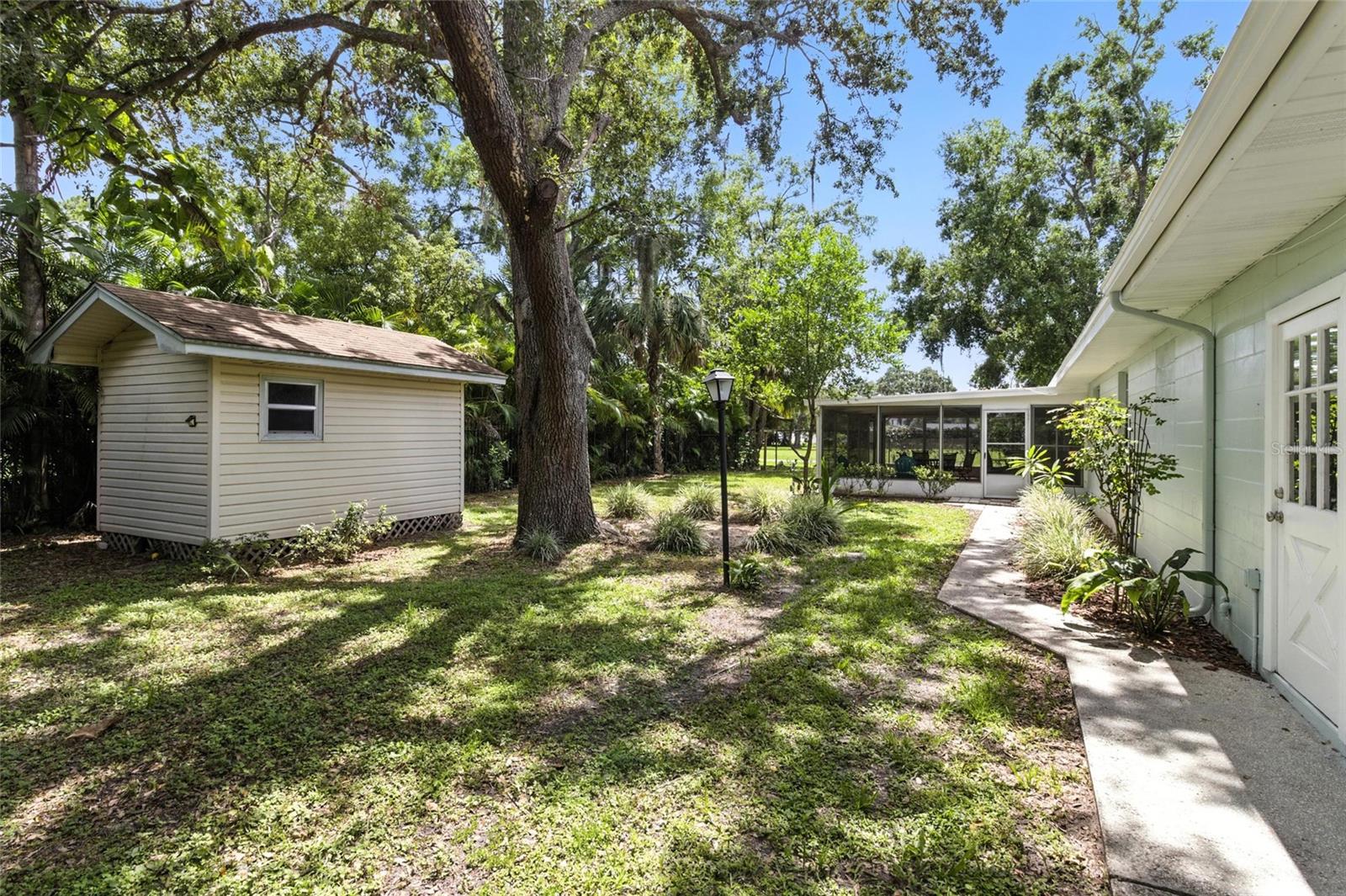 Image 41 of 51 For 2510 Lake Ellen Drive