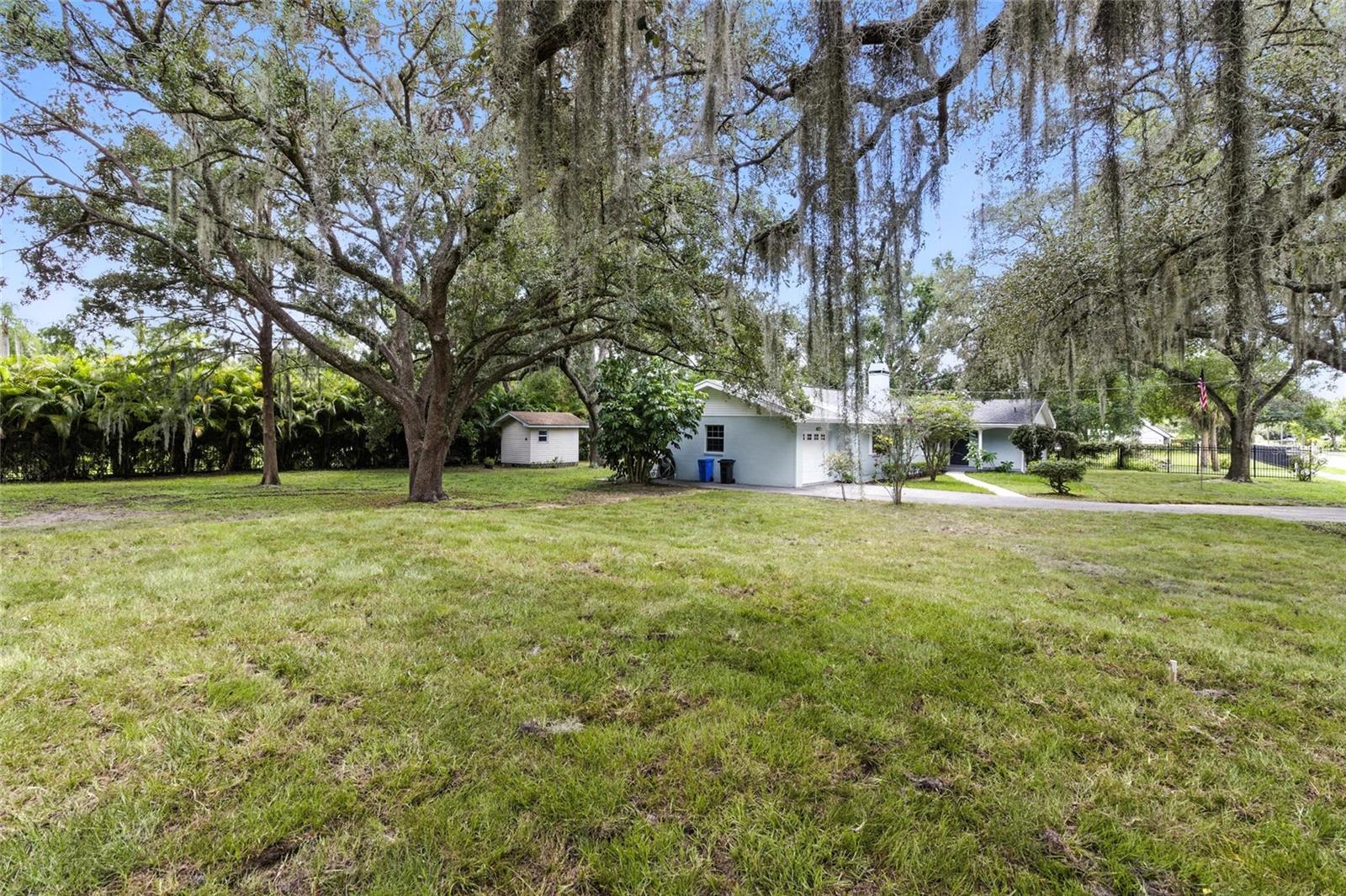 Image 45 of 51 For 2510 Lake Ellen Drive