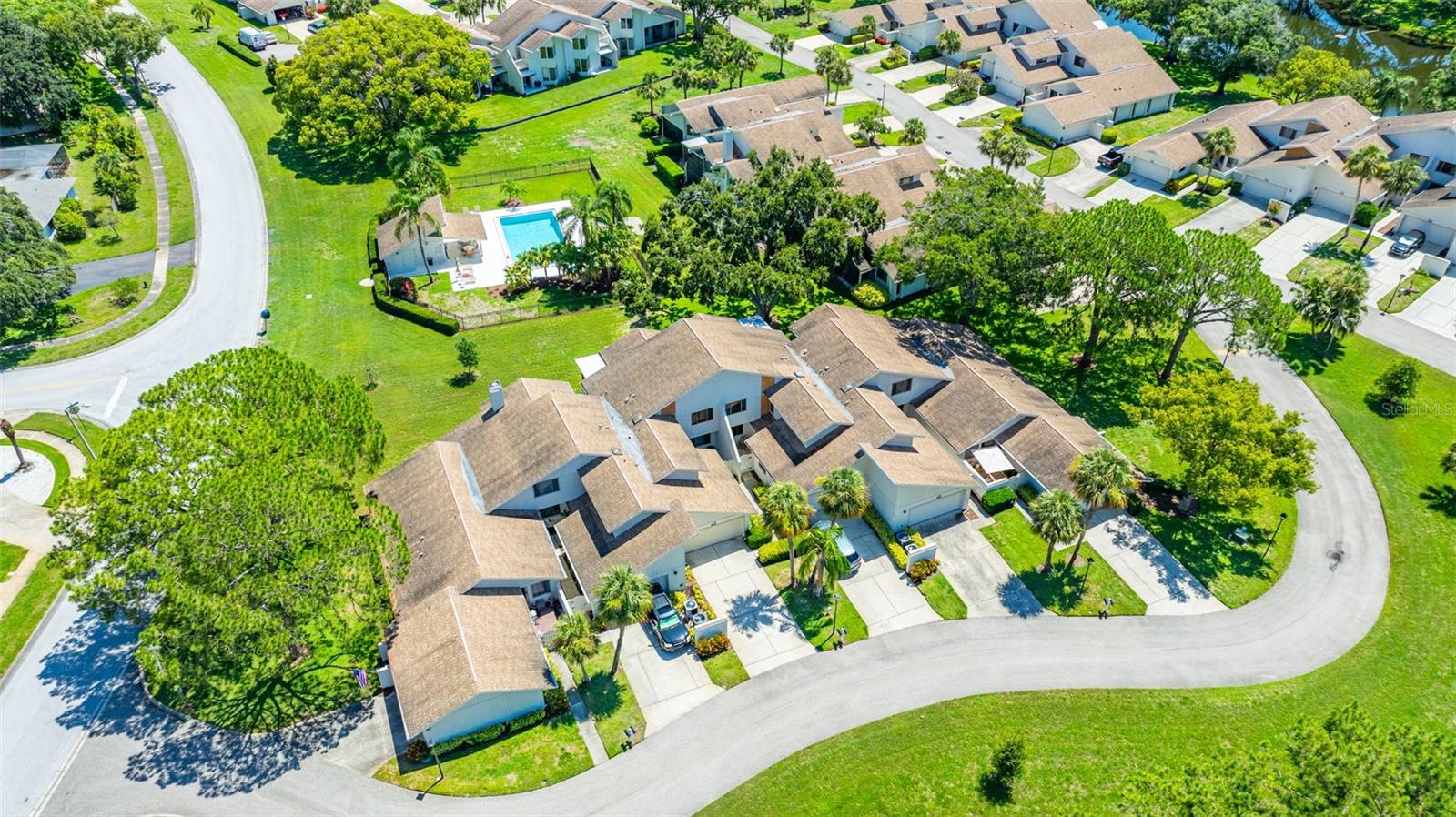 Image 27 of 30 For 498 Lakeview Drive 45