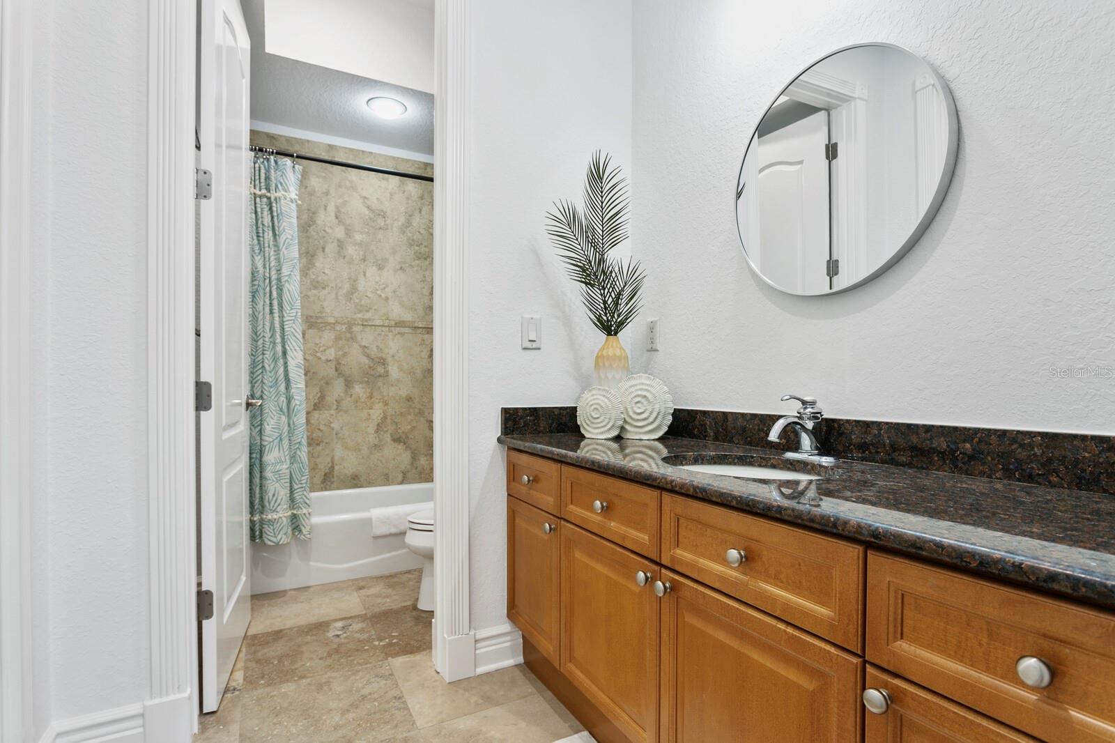 Image 26 of 46 For 4907 Bayshore Boulevard 115