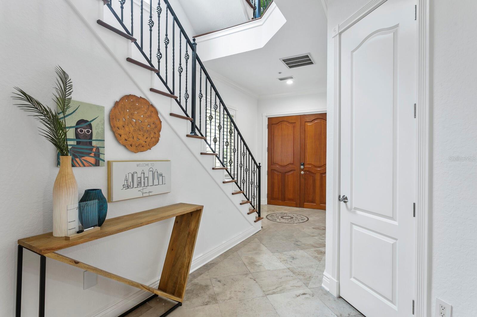 Image 5 of 46 For 4907 Bayshore Boulevard 115