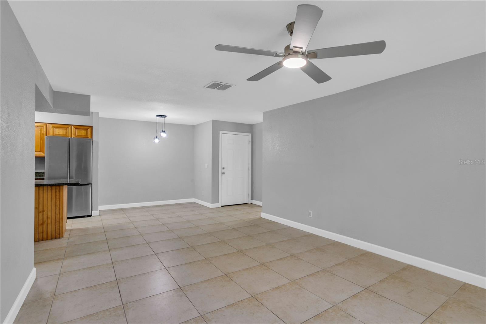 Image 11 of 41 For 209 Red Cedar Place 209