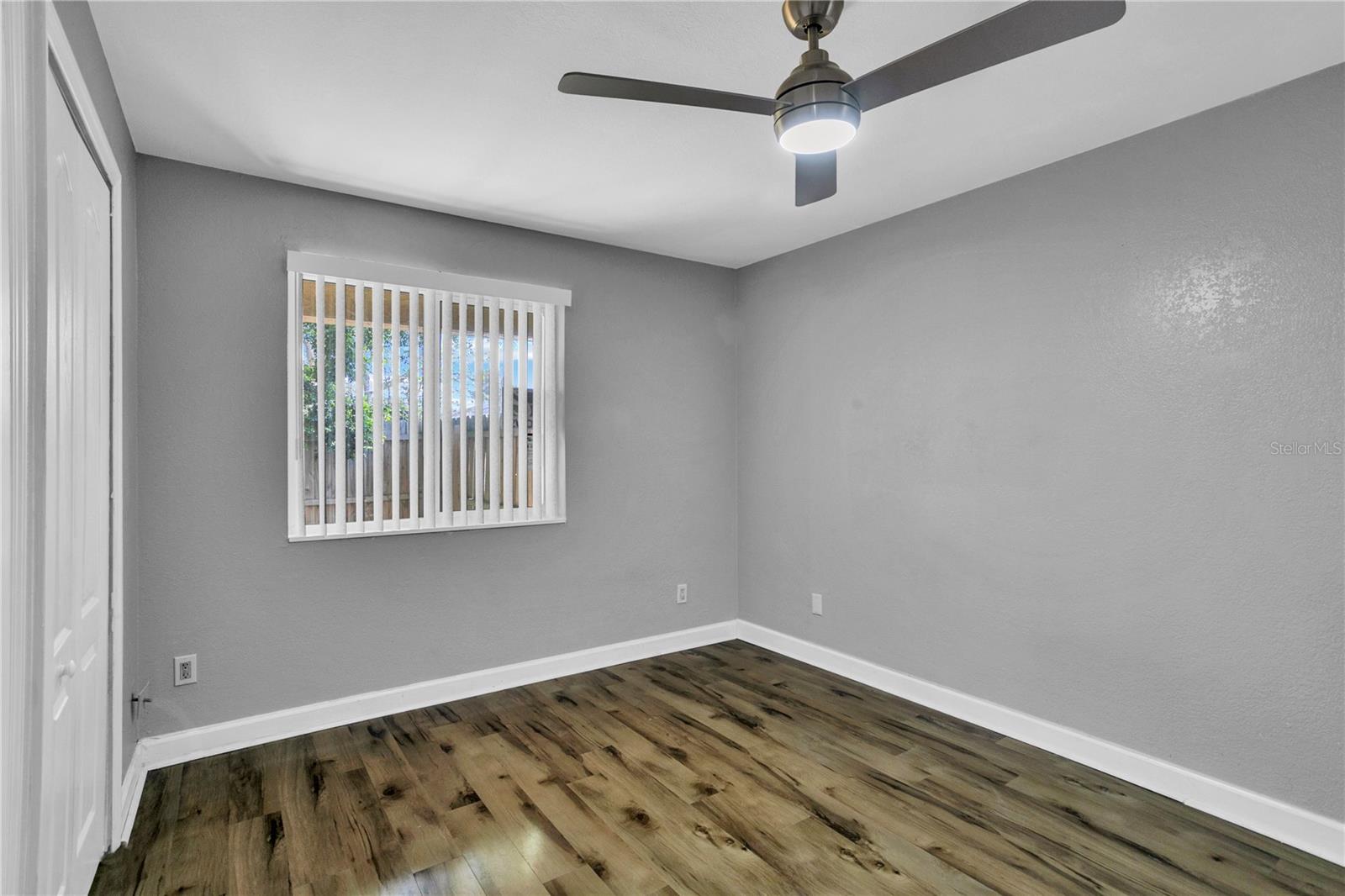 Image 18 of 41 For 209 Red Cedar Place 209