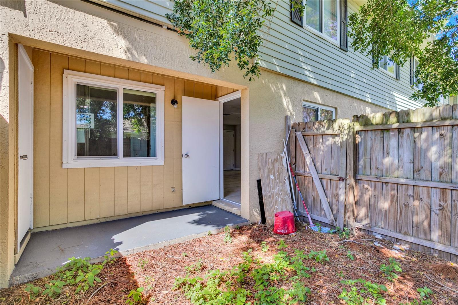 Image 25 of 41 For 209 Red Cedar Place 209