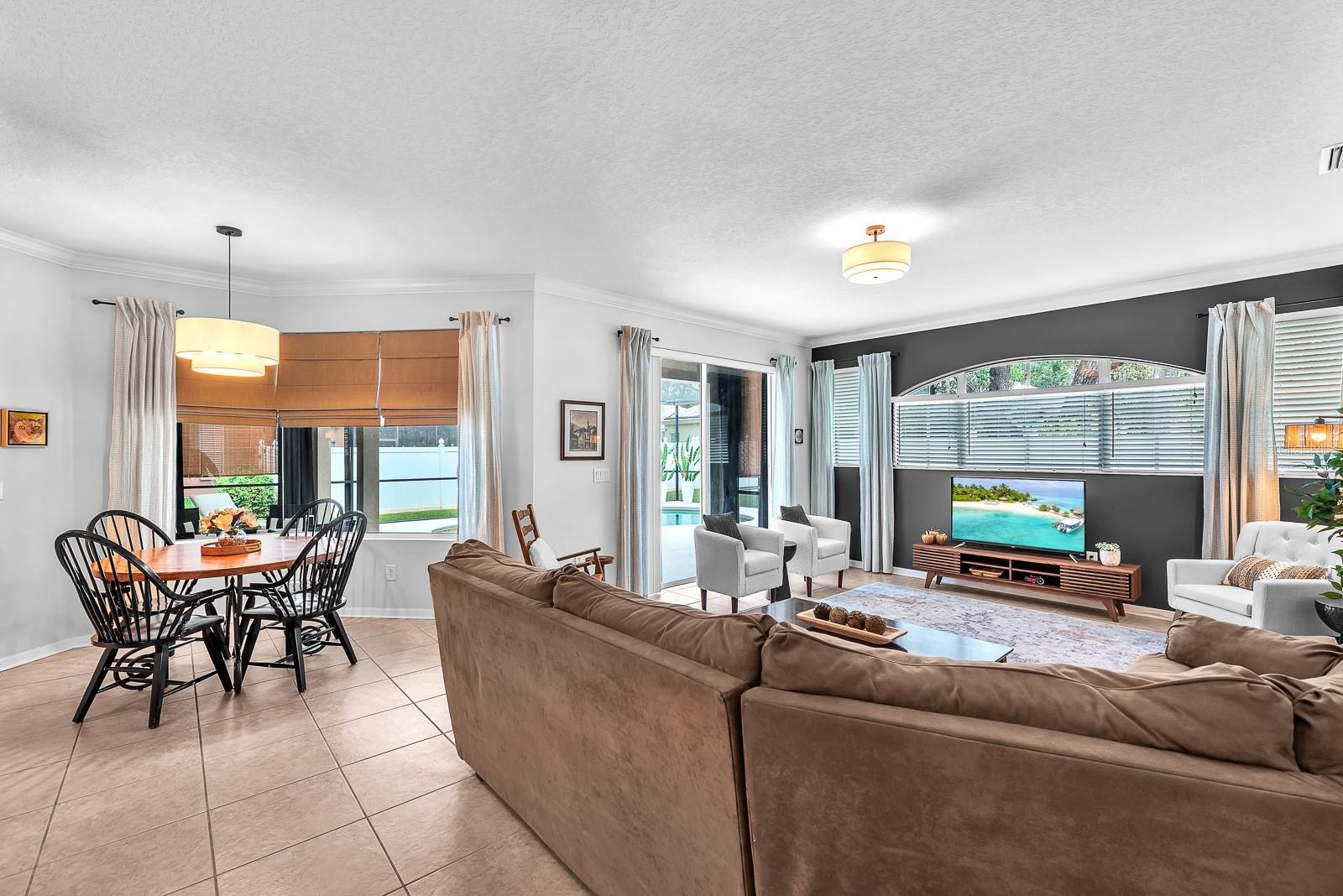 Image 17 of 59 For 15206 Merlinpark Place